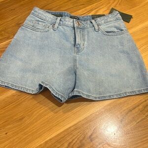 NWT Wild Fable high rise midi shorts - size 6